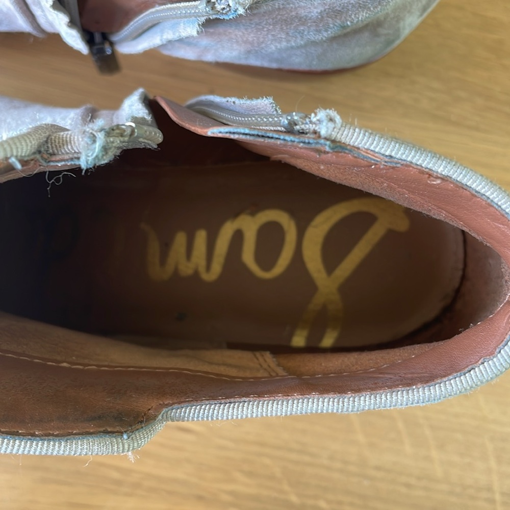Size 7 nude grey Sam Edelman low booties ankle - Picture 2 of 4
